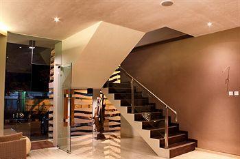 De'Corner Guest House Malang Exterior foto
